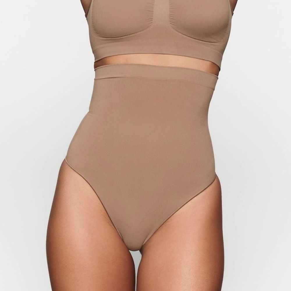 Skims Seamless Sculpt HIGH-WAISTED THONG Underwear Size 2X